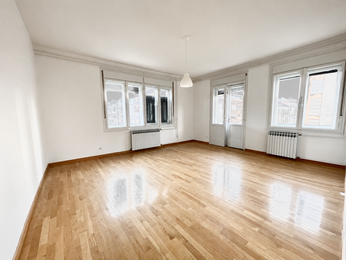 Martićeva, lift, betonska konstrukcija,106.00 m2